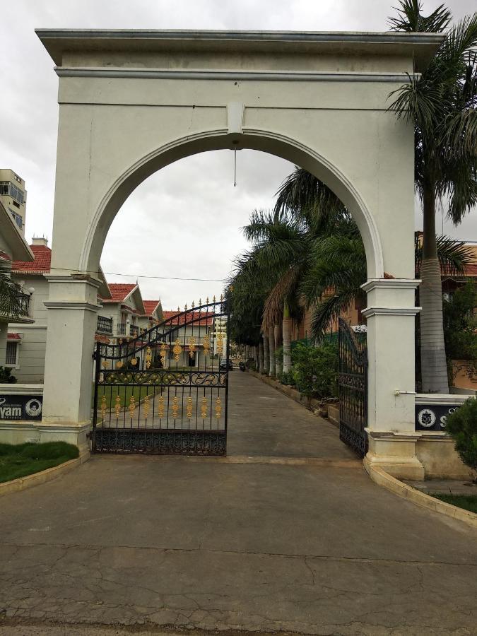 Sai Maa Resort And Convention Centre Puttaparthi Bagian luar foto